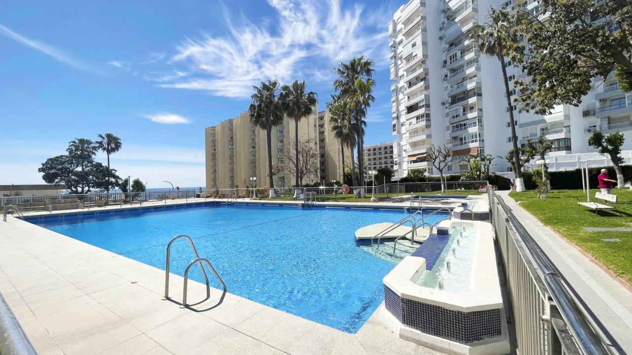 Pool And Beach In Benalmadena Exterior photo
