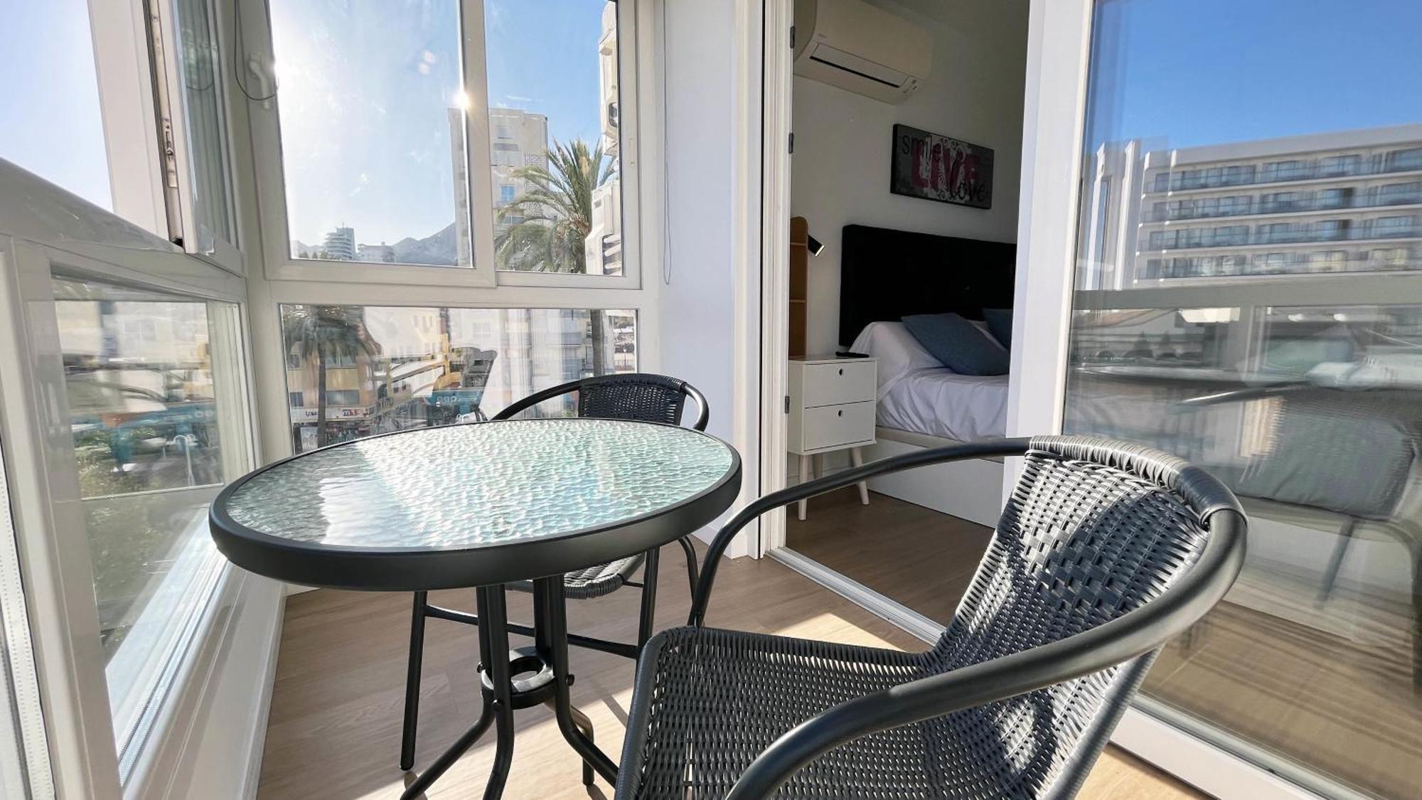 Pool And Beach In Benalmadena Exterior photo